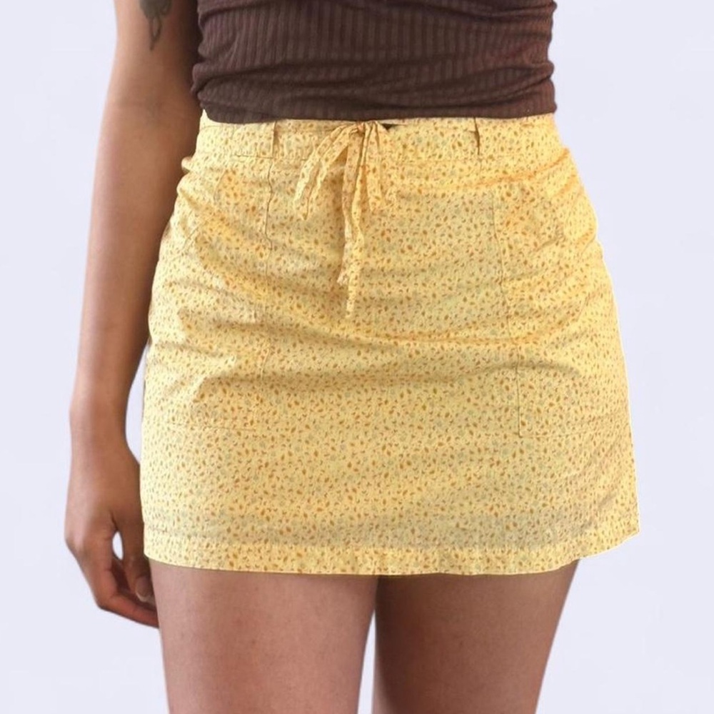 Vintage American Eagle AE Ditzy Yellow Flower Print Skirt 100% Cotton